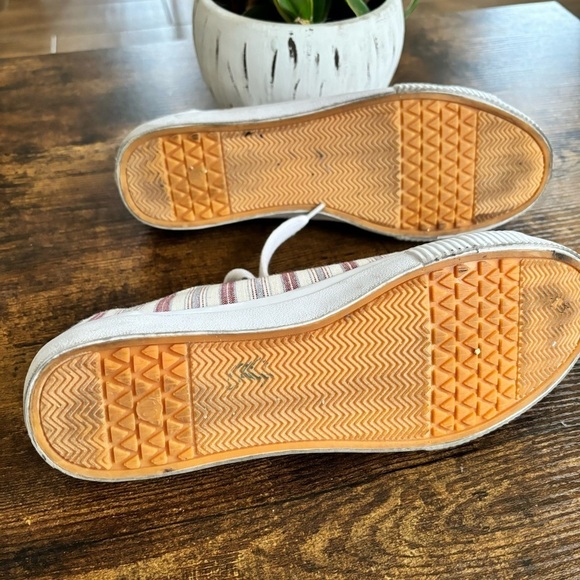 Canvas sneakers Size 10 - Picture 7 of 8